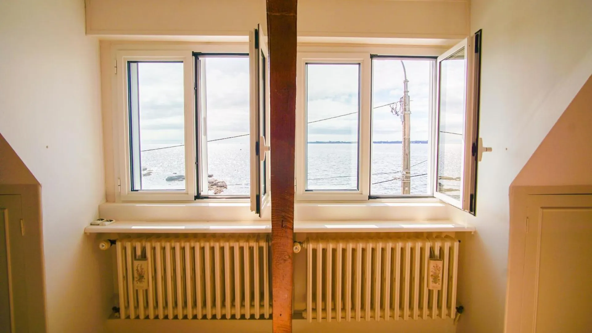 Holiday home -Avel Dro- Belle Maison Familiale Vue Mer Corniche Concarneau