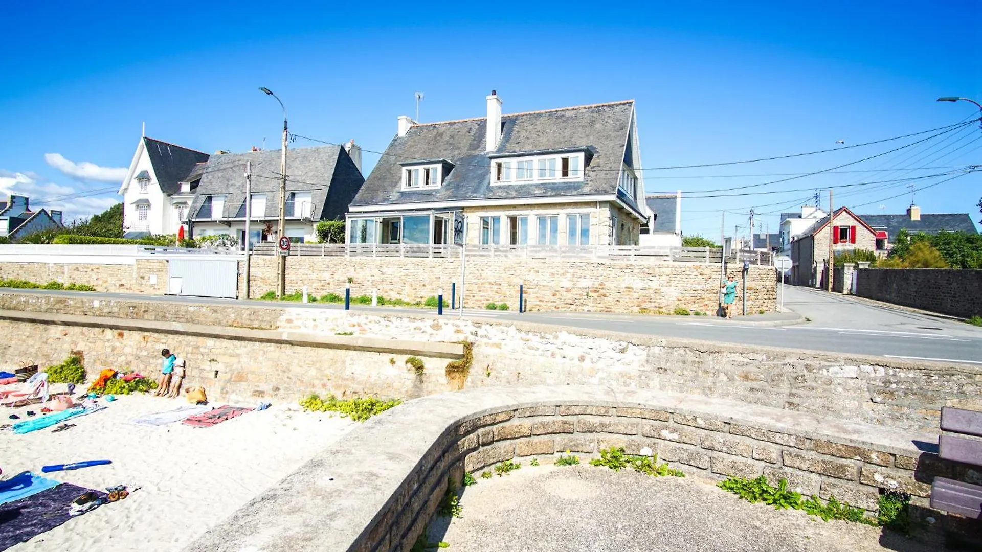 -Avel Dro- Belle Maison Familiale Vue Mer Corniche Concarneau 0*,  Frankrijk