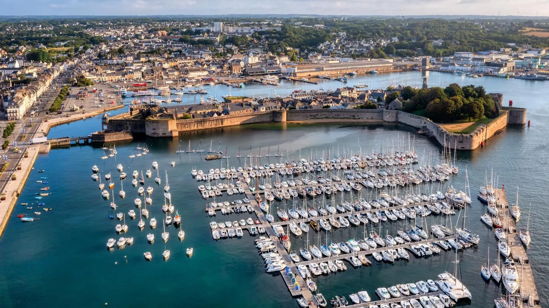 -Avel Dro- Belle Maison Familiale Vue Mer Corniche Concarneau Frankrijk