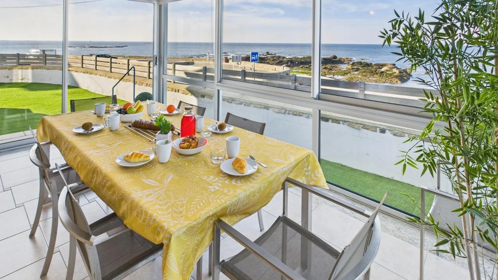 Holiday home -Avel Dro- Belle Maison Familiale Vue Mer Corniche Concarneau